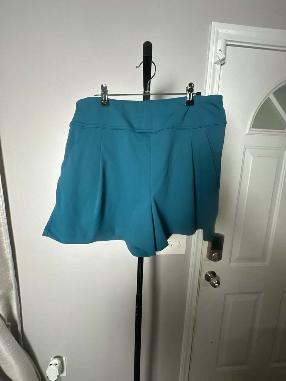Halara Women's Pleated Athletic Shorts in Teal, Size XL#955